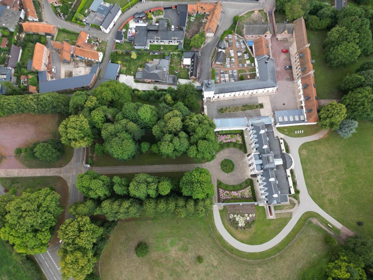 Chateau De Ranchicourt Bed & Breakfast Rebreuve-Ranchicourt ภายนอก รูปภาพ